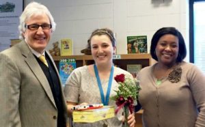 Edward Jones contributes to Oaks Road Elementary