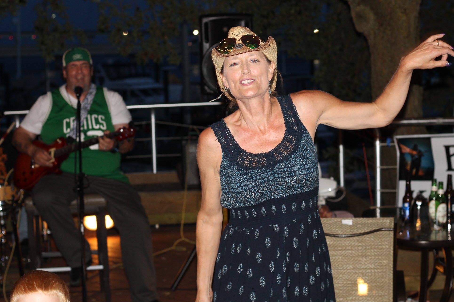 40152152_899500196927829_1761224843795103744_o