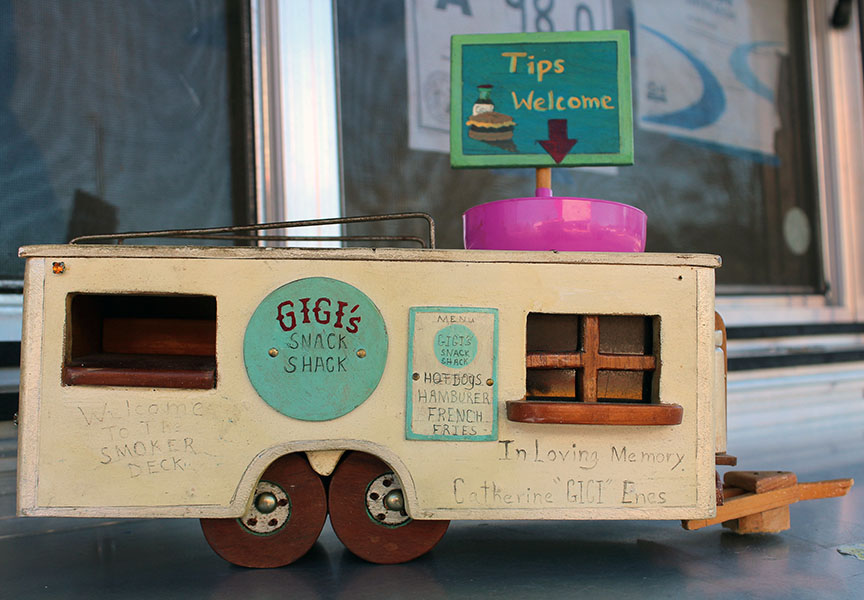 miniature size of gigi's snack shack food truck