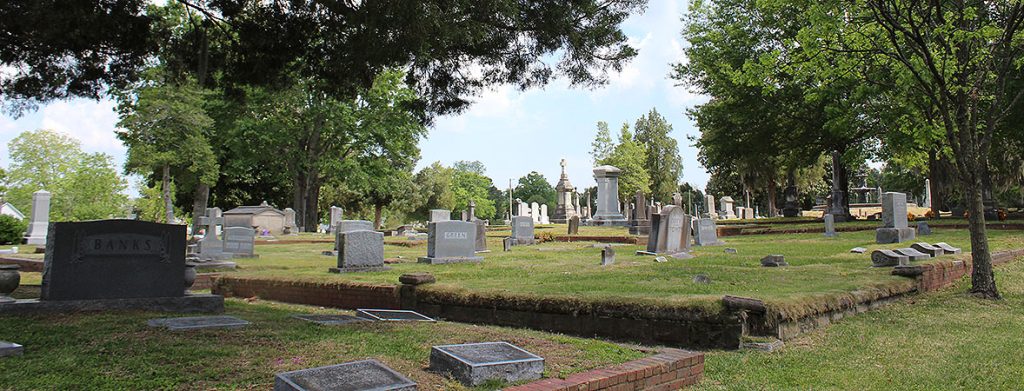 Cedar Grove Cemetery in New Bern, N.C. (NBN Photo)