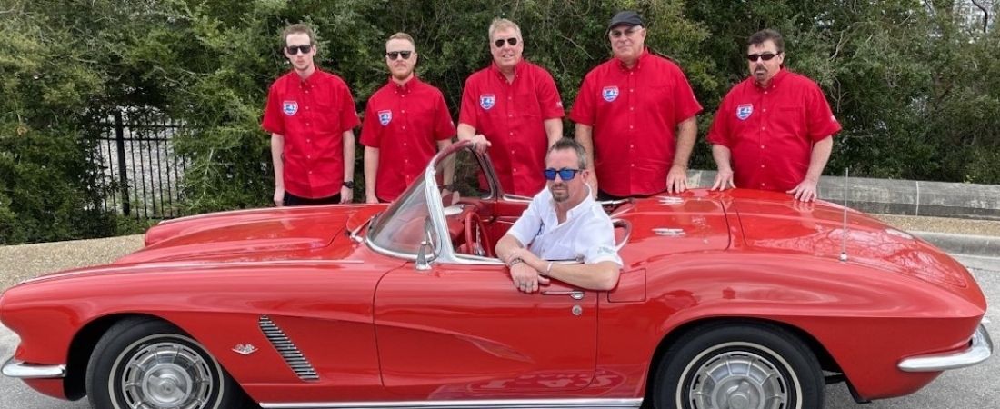 I-42 Band in red car