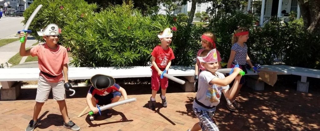 Kids dressed up as pirates