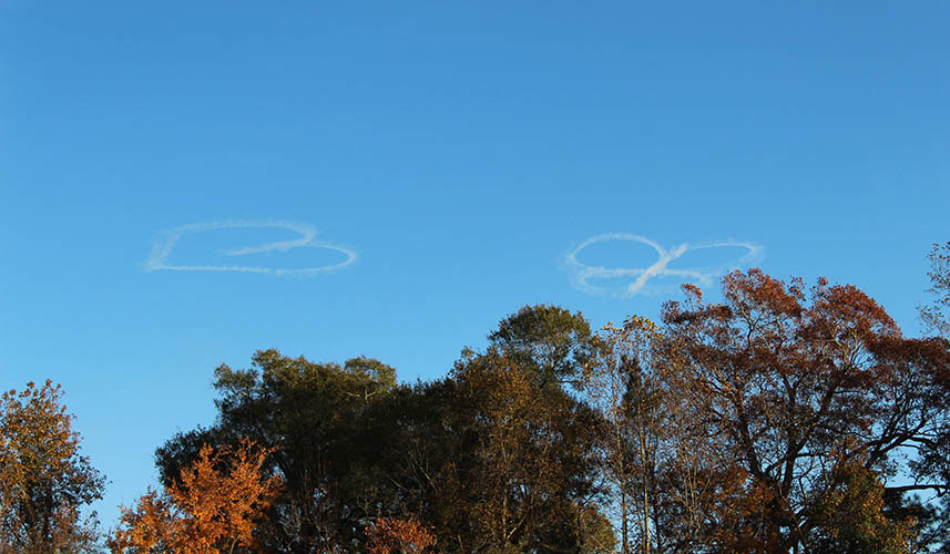 AeroShell Aerobatic Team Airshow in NEw Bern, NC (photo by New Bern Now)