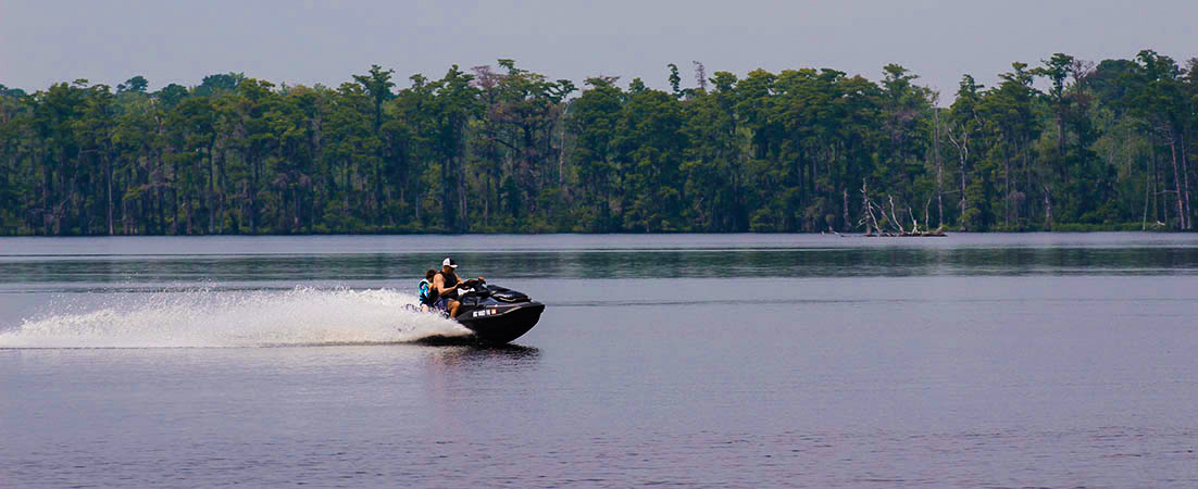 Jet Ski on Neuse River in New Bern, N.C. (New Bern Now)