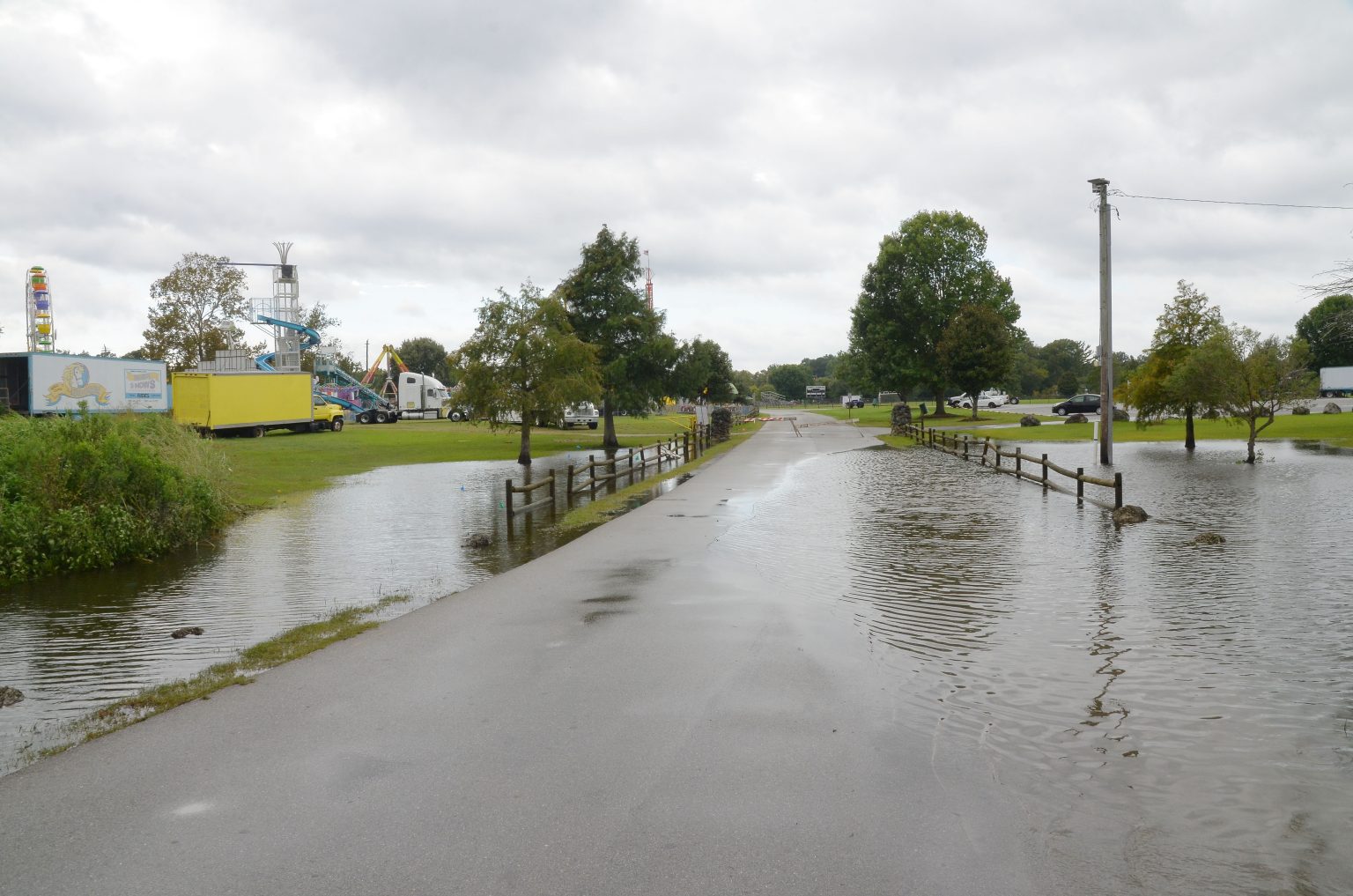 Photos: Hurricane Idalia causes flooding, road closures in downtown New ...