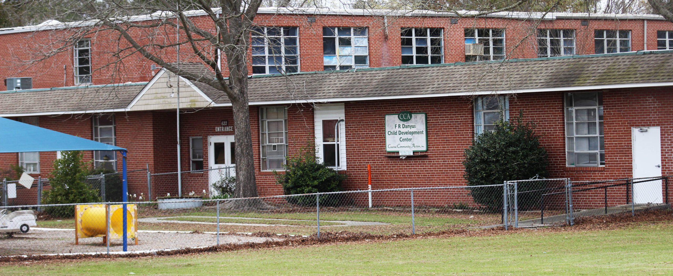 Former F.R. Danyus School on West Street in New Bern, NC. (Photo by Wendy Card)