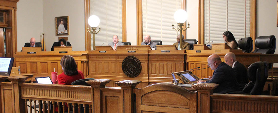 New Bern Board of Aldermen meet on Jan. 14, 2025. (Photo by Wendy Card)