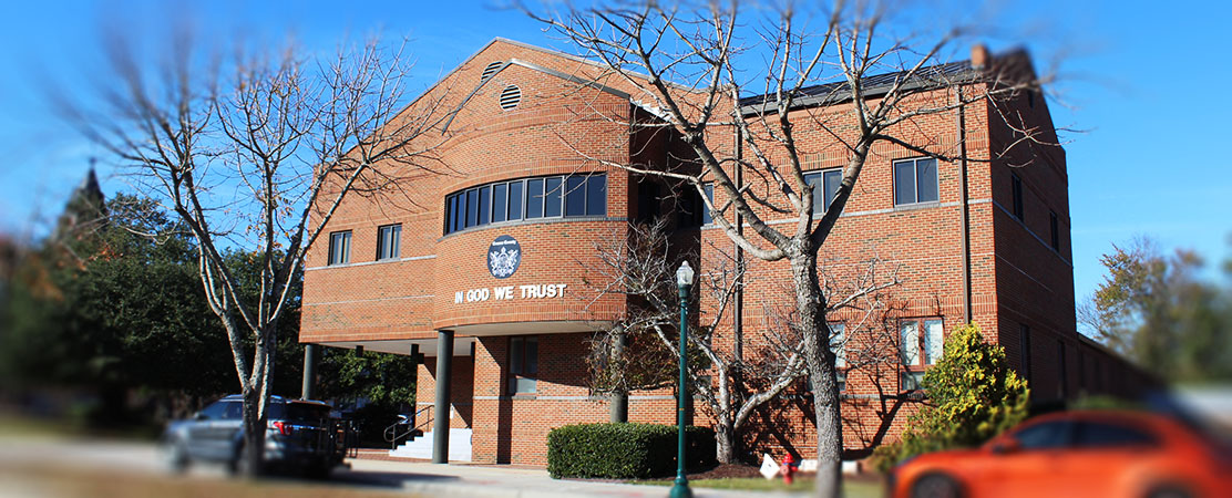 Craven County Administration Building in New Bern, NC (Photo by Wendy Card)