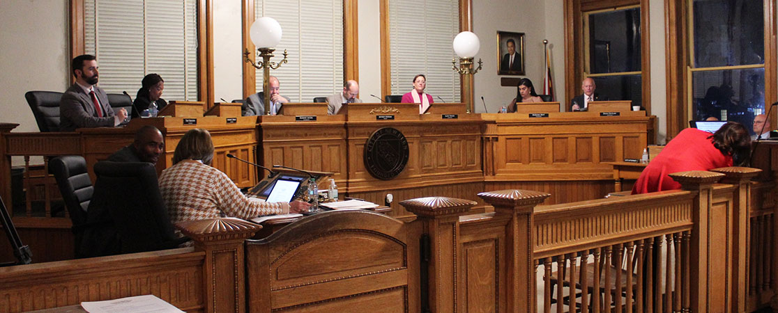 New Bern Board of Aldermen meet at City Hall on Jan. 13, 2026. (Photo by Wendy Card)
