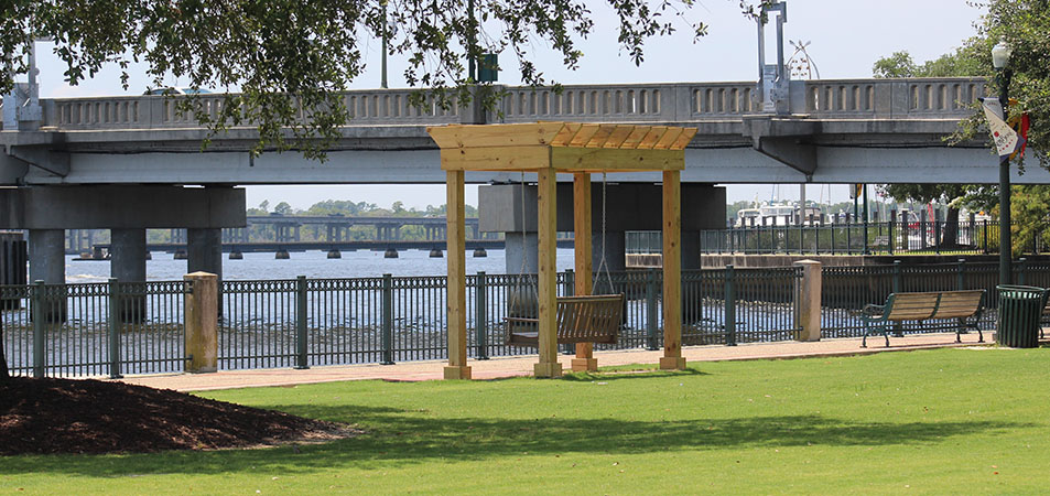 Memory swing in New Bern, NC. (Photo by Wendy Card)