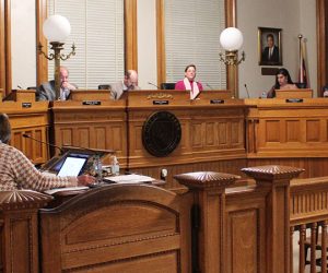 New Bern Board of Aldermen meet at City Hall on Jan. 13, 2026. (Photo by Wendy Card)