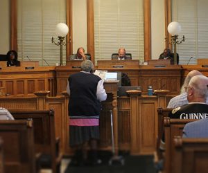 City aldermen meeting on Oct. 14, 2025 in New Bern, NC. (Photo by Wendy Card)