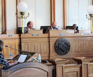 Board of Aldermen meeting at City Hall in New Bern, NC. (Photo by Wendy Card)