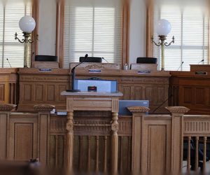 City Hall Courtroom in New Bern, NC (Photo by Wendy Card)