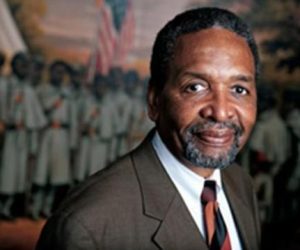 Dr Frank Smith