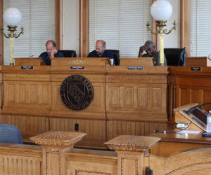 Alderman Rick Prill of Ward 1, Alderman Hazel Royal of Ward 2, Alderman Bobby Aster of Ward 3, Mayor Jeffrey Odham, Alderman Johnnie Ray Kinsey of Ward 4 and Alderman Barbara Best of Ward 5 in the courtroom at City Hall in downtown New Bern taken on Aug. 2, 2024. (Photo by Wendy Card)