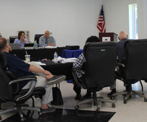 New Bern Board of Aldermen budget workshop meeting at Pleasant Hill Community Center. (NBN Photo)