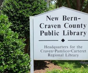 New Bern-Craven County Public Library sign