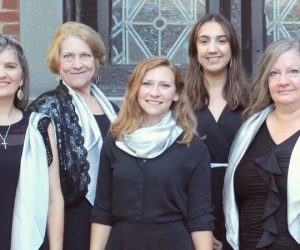 Group photo of Silver Lining Singers