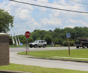 Traffic on Washington Post Road in front of Planters Ridge and Lake Tyler subdivisions.