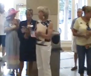 Rally in support of the U.S. Post Office in downtown New Bern, NC in July 2011. (Image by Wendy Card)